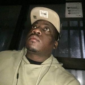 Meet your Posher, Eli